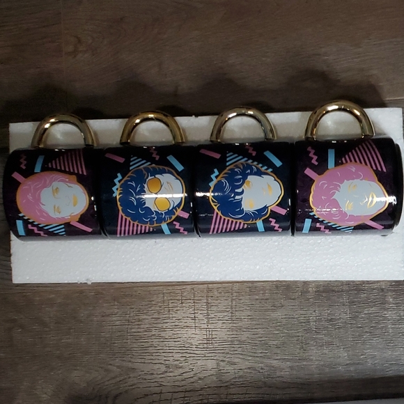 Golden Girls Stacking Ceramic Mugs Set of 4 - Picture 9 of 12